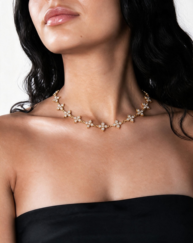 Collier Altess