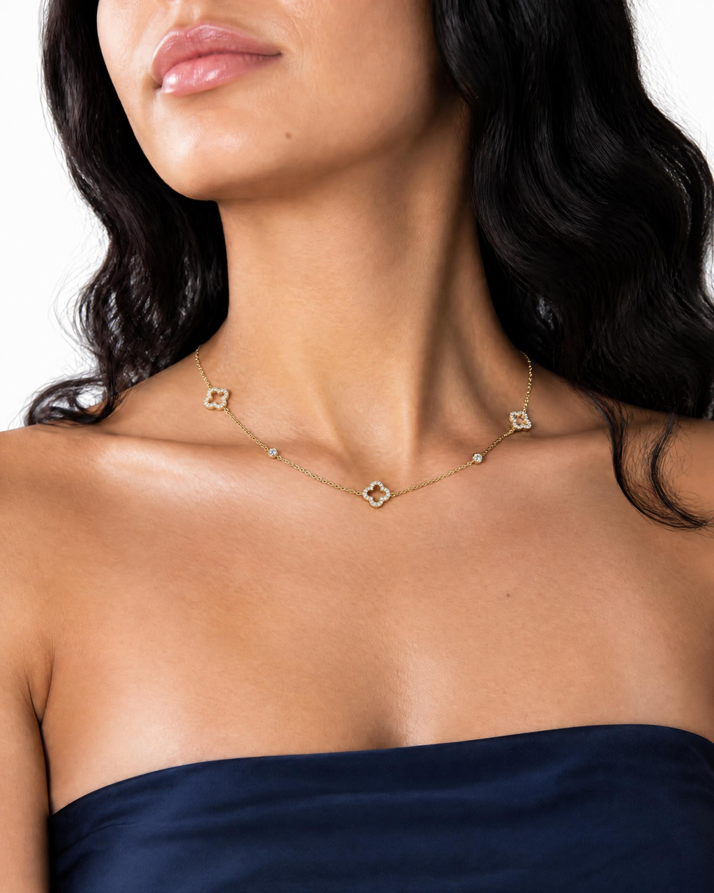 Collier Pivoine